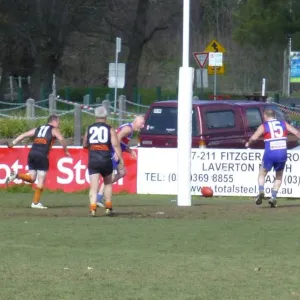 2013_round_10_45s_vs_gippsland_011.jpg