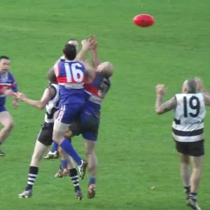 2013_round_5_35s_and_45s_vs_geelong_003.jpg