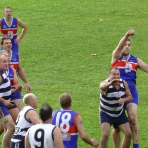 2013_round_5_35s_and_45s_vs_geelong_021.jpg