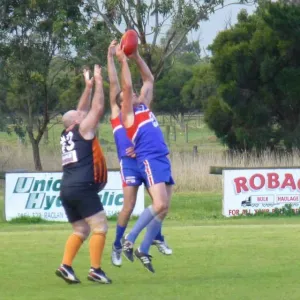2015_05_31_round_4_45s_vs_gippsland_008.jpg