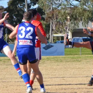2018_07_22_round_8_35s_vs_sunshine_heights_024.jpg