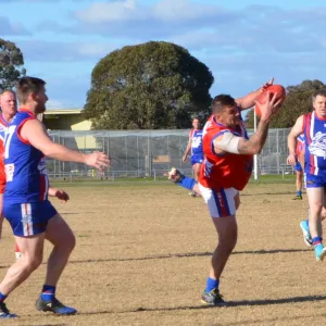 2018_07_22_round_8_35s_vs_sunshine_heights_035.jpg